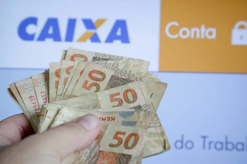 Caixa libera abono salarial para nascidos em setembro e outubro