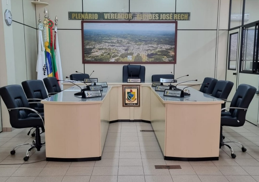 Câmara de São Marcos homenageia iniciativas locais e analisa mudanças urbanísticas em sessão desta segunda (14)