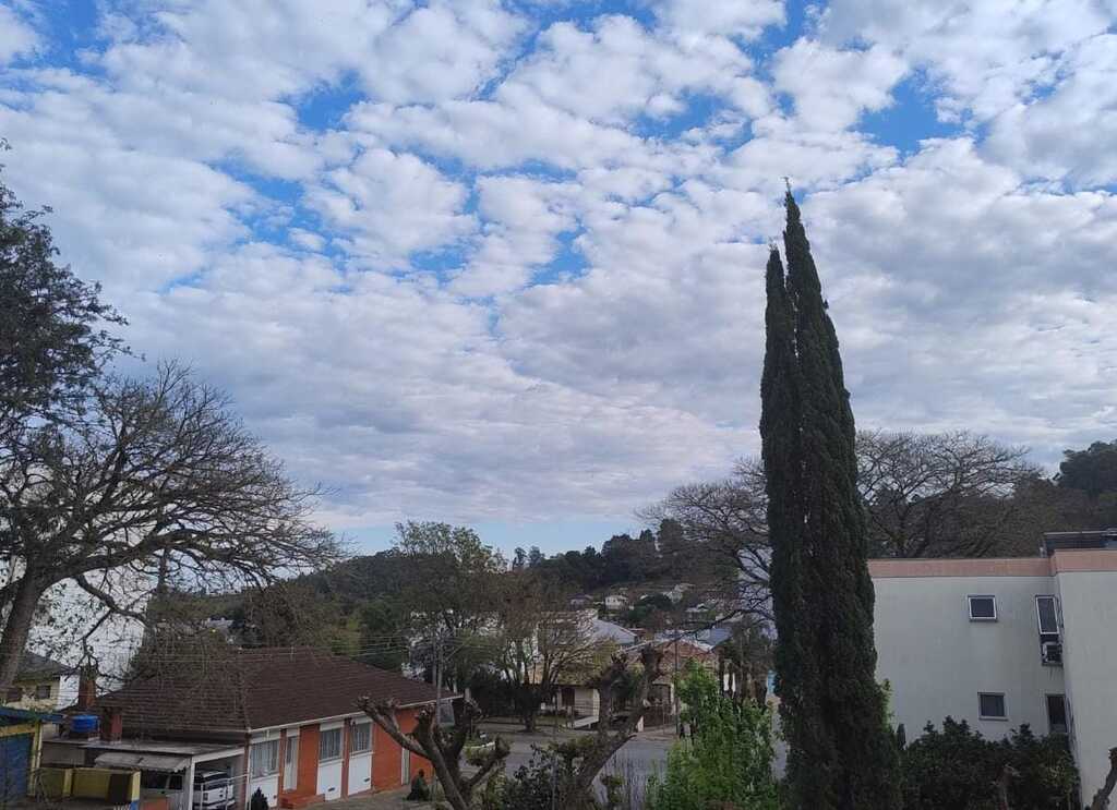 Calor intenso persiste nesta terça-feira, com máximas perto de 40°C