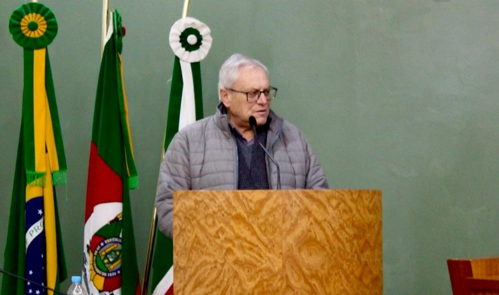 Vereador Brochetão condena com veemência a taxação de Trump e defende a Soberania Nacional