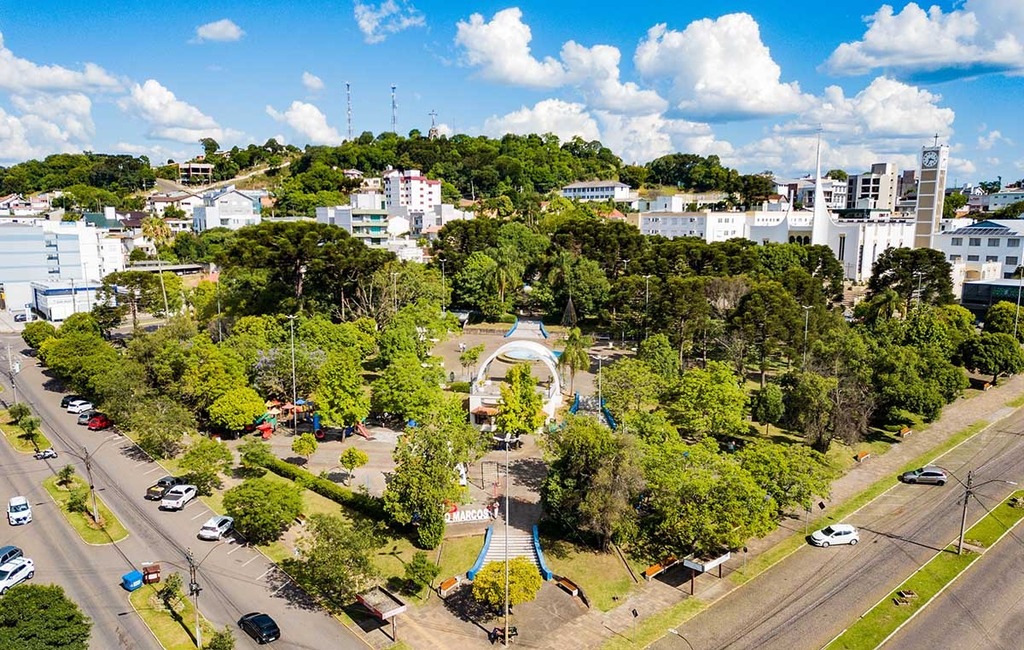 Calor antecede chegada de chuva e risco de temporais nesta quarta