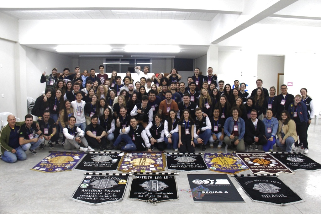 LEO Clube São Marcos recebe mais de 100 jovens para Seminário de Liderança