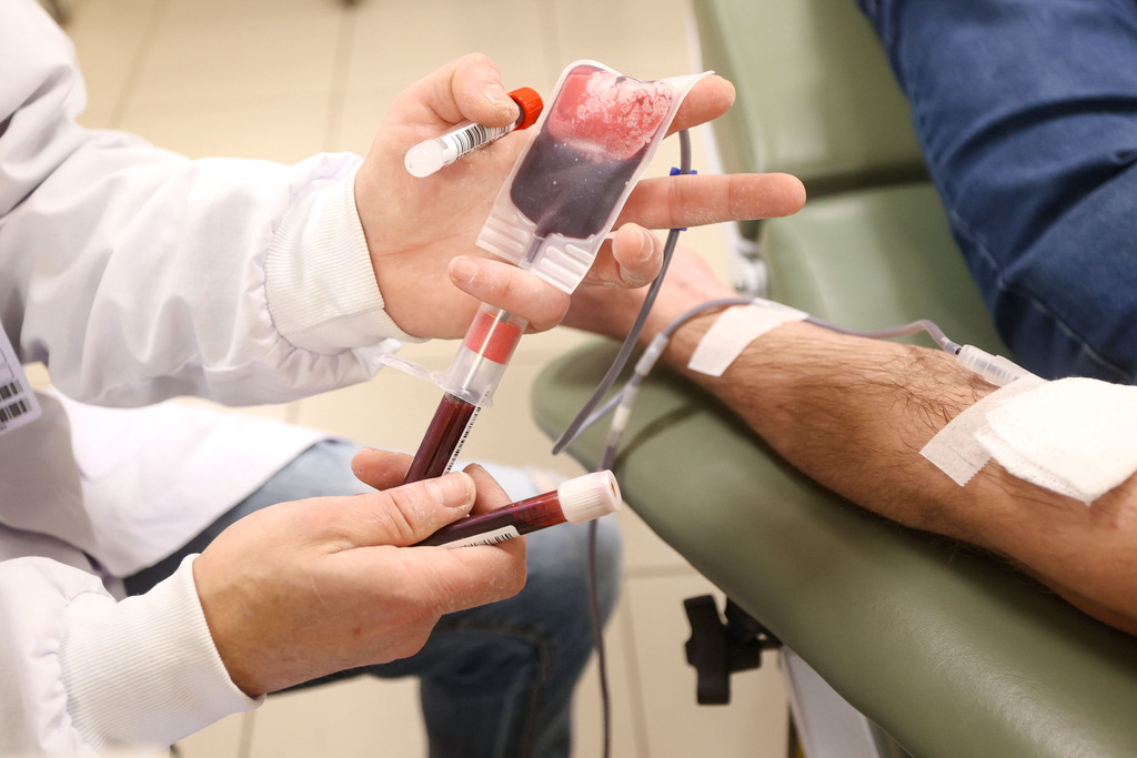 Estoques de sangue do Hemocentro Regional estão em níveis baixos